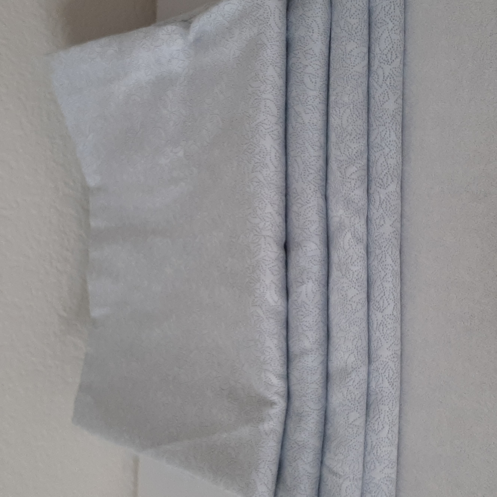 4 pillowcases, Calvin Klein
